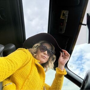 Meet your Posher, Marina